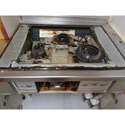 藤岡市でトッププレートが割れたガスビルトインコンロの交換工事の画像1