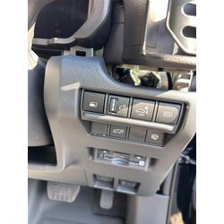 ランクル250テレビキット取りつけの画像3