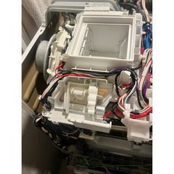 日立ドラム式洗濯機 BD-SG100G ファンモーター交換の画像3