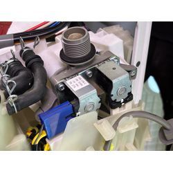 ドラム式洗濯機の修理研修会の画像3