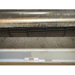 退去後の壁掛けエアコン3/5の画像1