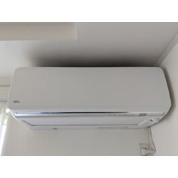 東京都府中市 お掃除機能付きエアコン分解クリーニング 富士通 AS-Z63J2Wの画像1