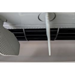 東京都府中市 お掃除機能付きエアコン分解クリーニング 富士通 AS-Z63J2Wの画像3