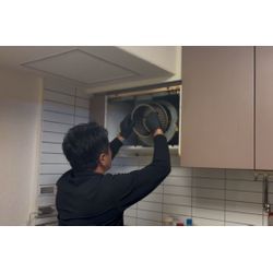 レンジフード、実は油まみれ!? なぜクリーニングが必要なのかの画像1