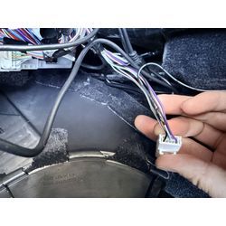 本日の取付ブログ｜レクサス LS500h(GVF55) × Yupiteruレーダー探知機 YPK-31Tの画像3