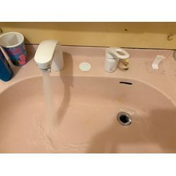 洗面台　混合水栓交換の画像3