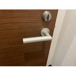 世田谷区で施設のレバーハンドルの補修を行いましたの画像1