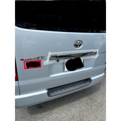 ハイエース　ナビ、バックカメラ、バッテリー交換の画像2