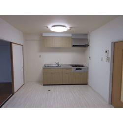 一戸建て、マンション、アパート、店舗、外構エクステリアのリフォームが毎週着工いたします。の画像1