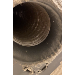 引っ越してきたばかりのおうち、早速ダクトクリーニング清掃！の画像2