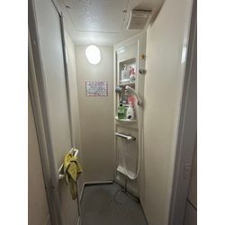 シャワーブース塗装の画像1