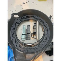 Panasonic NA-VGシリーズの脱水受けカバー内部の埃についての画像3