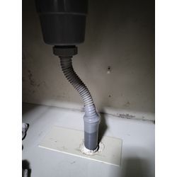 キッチンのシンク下から下水の臭いが…　それは掃除では絶対に直りません！の画像2