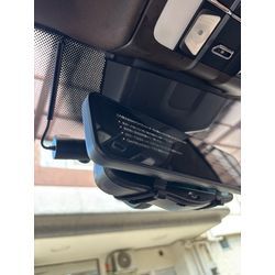 ポルシェ　デジタルインナーミラー取り付けの画像2