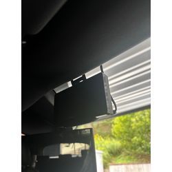 アウディQ8e-tron レーダー探知機取り付けの画像2