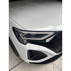 アウディQ8e-tron レーダー探知機取り付けの画像1