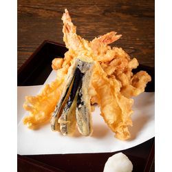 「雷門の老舗にて、江戸の揚げ音を撮る」の画像1