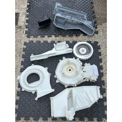 パナソニック NA-VG1200L ヒーターユニットの画像3