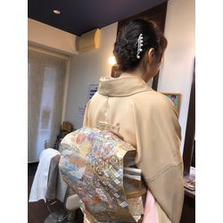 美容師によるお着付けヘアセットの画像3