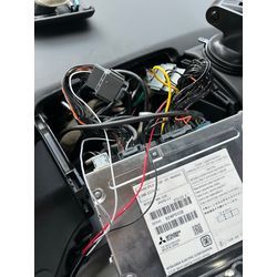 ステップワゴンTVキット取り付けの画像3