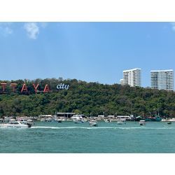 今は船でラン島に向かってます。の画像1