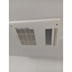 浴室多機能換気扇クリーニングの画像3