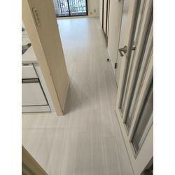 マンションフローリング上張り施工　色:アリアバーチWの画像2