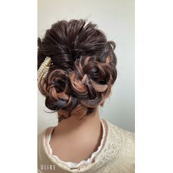 入学式の母娘様と娘ちゃんのハーフアップのお支度｜若見え・脚長スタイルアップ着付けとママには流行りのカメリア花ヘアをの画像2