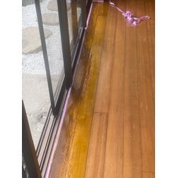 ガサガサのフローリングへの着色→コーティングをさせて頂きました。の画像2