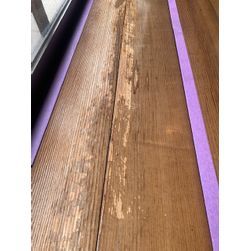 ガサガサのフローリングへの着色→コーティングをさせて頂きました。の画像1