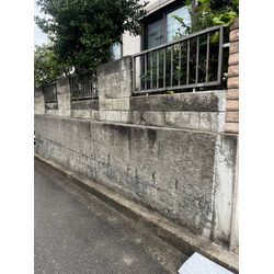 横浜市戸塚区にて擁壁の塗装を行いました！の画像2