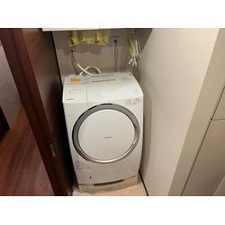 新宿区でTOSHIBAのドラム式洗濯機の排水弁の交換をしてきました！の画像1