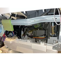 新宿区でTOSHIBAのドラム式洗濯機の排水弁の交換をしてきました！の画像2