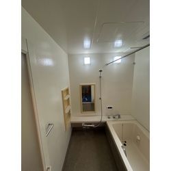 壁　天井　アイボリー系塗装の画像2