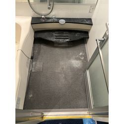 カウンター&床マット貼りの画像1