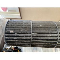 HITACHI RAS-W22KBK 一度も掃除したことがない｜完全分解エアコンクリーニング｜高津区の画像3