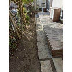 神奈川県川崎市幸区にて草むしりを行いましたの画像2