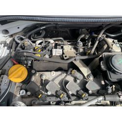 アバルト　エアコンガス漏れ修理の画像2