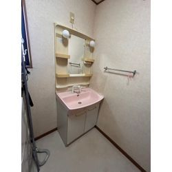 洗面台交換の画像1