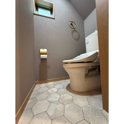 トイレのクロス張替えで清潔＆明るく！の画像2