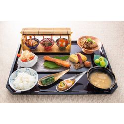 宿泊施設の朝食撮影事例｜和朝食を上品に見せる工夫の画像1