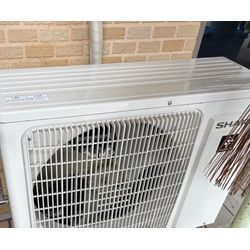 エアコン室外機の画像3