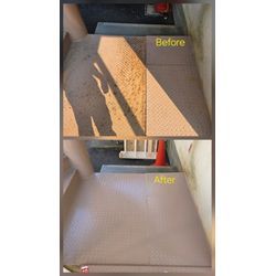 螺旋階段　補修塗装の画像1