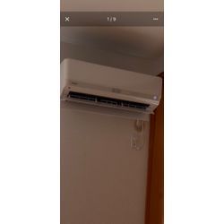 東芝おそうじ機能付きエアコンRASーG221E8R 分解洗浄の画像1