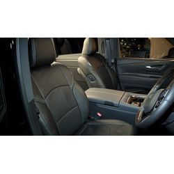 施工実例　４０アルファード　レフィナード　シートカバー取付の画像2