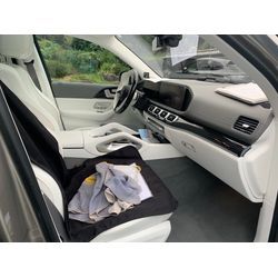 マイバッハ　2025年車　TVキャンセラー施工の画像2