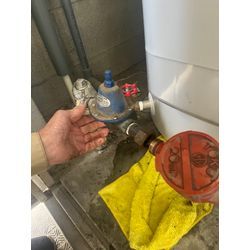 減圧弁の交換の画像1