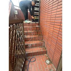 本日はタイルクリーニングからスタート！中野区のお客様からのご依頼！の画像1