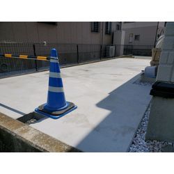 物置本体・基礎撤去　土間コンクリート駐車場への画像3