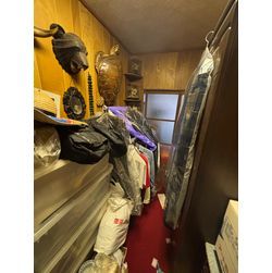 【八王子市小比企町】残置物の処分費30万がプラスに!?ノーブランド衣類も海外輸出で高価買取！の画像1